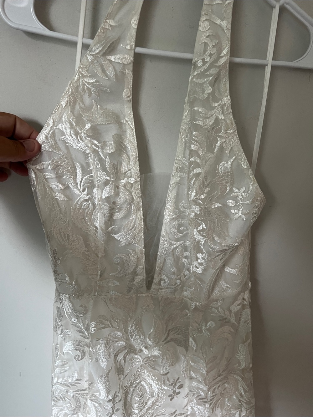 AKIRA Sweet Caroline Halter Midi Dress size Large 
🔷 - Picture 3 of 11